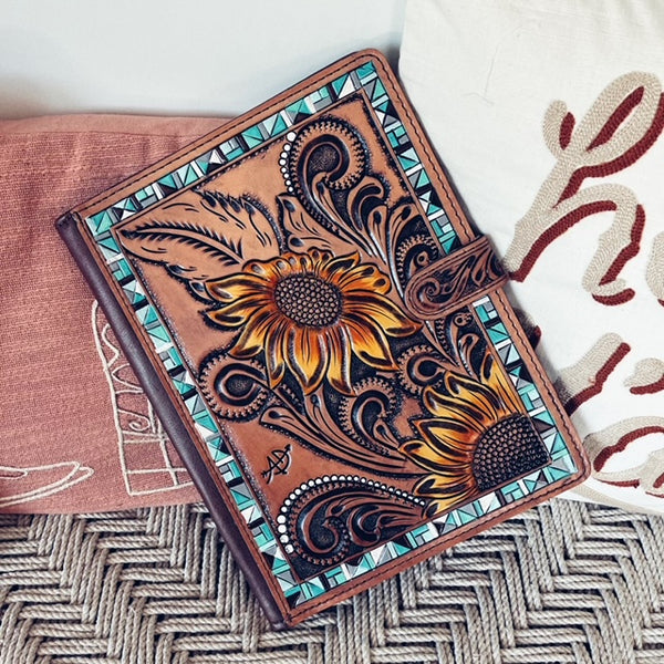 Why Choose A Hand Tooled Leather Portfolio?