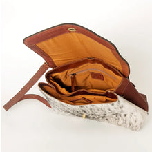 Load image into Gallery viewer, Tonkawa Western Leather Crossbody Purse
