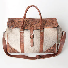 Load image into Gallery viewer, Four Sixes Western Leather Weekender Duffel Bag
