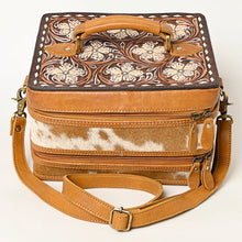 Load image into Gallery viewer, Pinto Spirit Hand Tooled Leather Jewelry Box
