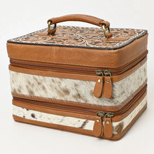 Load image into Gallery viewer, Trail Heritage Hand Tooled Leather Jewelry Box
