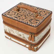 Load image into Gallery viewer, Trail Heritage Hand Tooled Leather Jewelry Box
