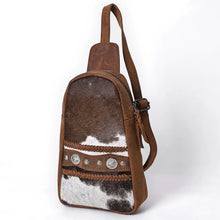 Load image into Gallery viewer, Silver Spur Leather Sling Bag
