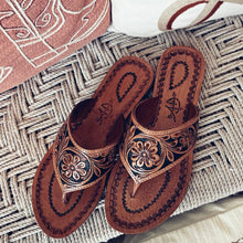 Load image into Gallery viewer, Rocky Creek Hand Tooled Leather Sandals
