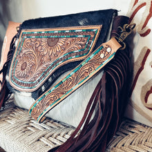 Load image into Gallery viewer, Wilson Creek Western Leather Crossbody Purse
