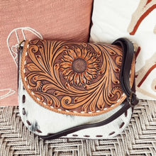 Load image into Gallery viewer, Maple Peak Western Leather Crossbody Purse
