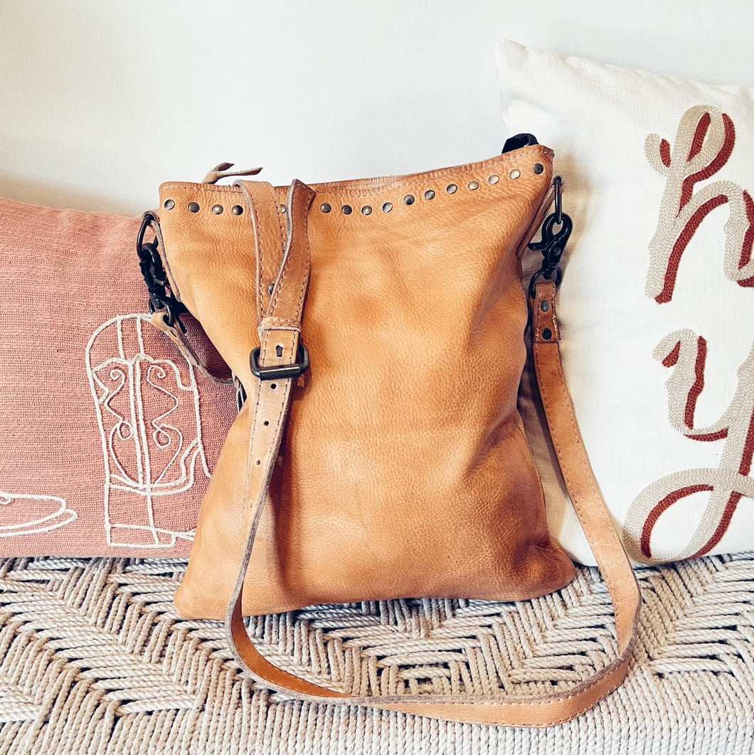 The Barkley Camel Vintage Leather Crossbody Purse