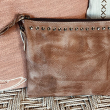 Load image into Gallery viewer, The Kincaid Brown Vintage Leather Crossbody Purse
