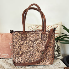 Load image into Gallery viewer, Parkline Hand Tooled Leather Purse
