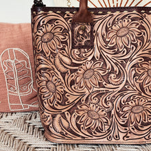 Load image into Gallery viewer, Parkline Hand Tooled Leather Purse
