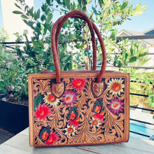 Load image into Gallery viewer, Spring Blooms Medium Hand Tooled Leather Purse
