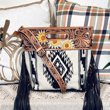 Load image into Gallery viewer, Covington Western Leather Crossbody Purse
