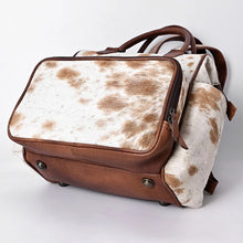 Load image into Gallery viewer, Indy Creek Western Leather Backpack
