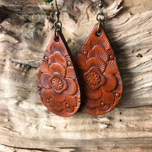 Load image into Gallery viewer, Hand Tooled Leather Earrings, Leather Teardrop Earrings, Mandala Earrings, Brown Earrings, Western Earrings, Boho Earrings, Dangle Earrings
