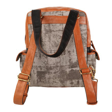 Load image into Gallery viewer, Vaan and Co Leather Nash Backpack Bag Purse
