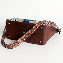 Load image into Gallery viewer, Western Purse, Tooled Leather Purse, Conceal Carry Purse, Cowhide Purse, American Darling Purse, Western Crossbody Purse, Leather Fringe
