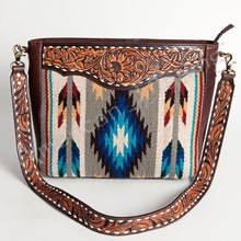 Load image into Gallery viewer, Western Purse, Tooled Leather Purse, Conceal Carry Purse, Cowhide Purse, American Darling Purse, Western Crossbody Purse, Leather Fringe
