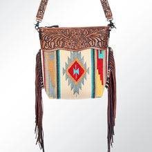 Load image into Gallery viewer, Western Hand Tooled Leather Purse, Cowhide Purse Crossbody bag, Saddle Blanket Bag, Genuine Cowhide, Western Purse, Leather Fringe
