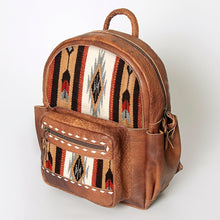 Load image into Gallery viewer, Western Purse, Leather Backpack Women, Cowhide Backpack, Conceal Carry Purse, Cowhide Purse, American Darling Purse, Western Purse
