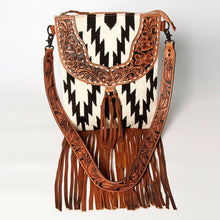 Load image into Gallery viewer, Western Purse, Tooled Leather Purse, Conceal Carry Purse, Cowhide Purse, American Darling Purse, Western Crossbody Purse, Leather Fringe
