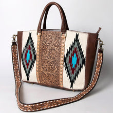 Load image into Gallery viewer, Western Purse, Tooled Leather Purse, Conceal Carry Purse, Cowhide Purse, American Darling Purse, Western Crossbody Purse, Leather Fringe
