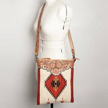 Load image into Gallery viewer, Western Hand Tooled Leather Purse, Cowhide Purse Crossbody bag, Saddle Blanket Bag, Genuine Cowhide, Western Purse, Leather Fringe
