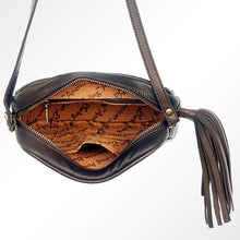 Load image into Gallery viewer, Western Purse, Cowhide Leather Purse, Hair On Cowhide Purse, Leather Purse, American Darling Purse, Western Crossbody Purse
