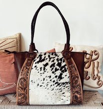 Load image into Gallery viewer, Western Purse, Cowhide Purse, Hand Tooled Leather Purse, Cowhide Purse, Concealed Carry Purse, Saddle Blanket, Leather Fringe
