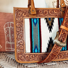 Load image into Gallery viewer, Western Purse, Hand Tooled Leather Purse, Conceal Carry Purse, Genuine Leather Crossbody, Cowhide Purse, Western Crossbody Purse
