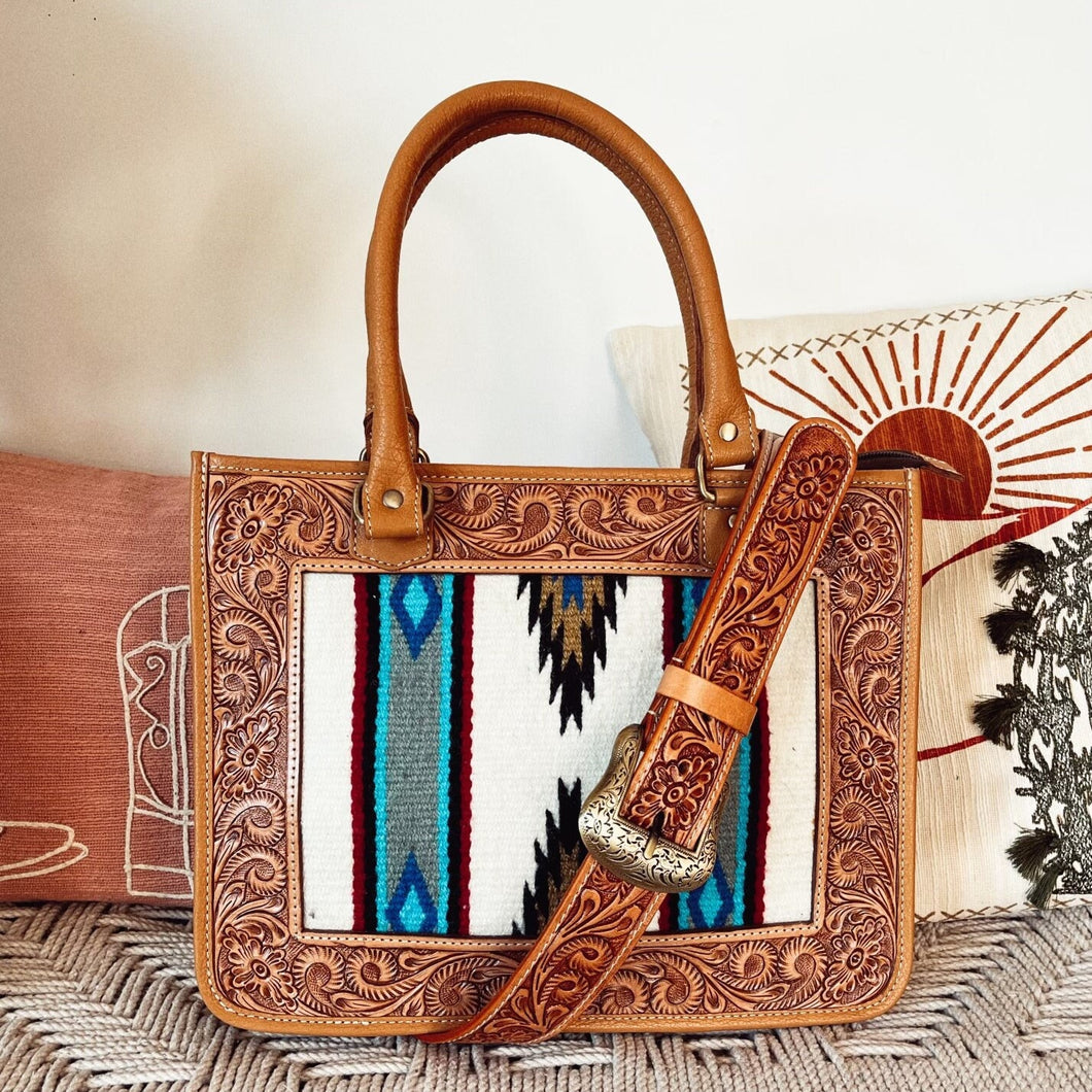 Western Purse, Hand Tooled Leather Purse, Conceal Carry Purse, Genuine Leather Crossbody, Cowhide Purse, Western Crossbody Purse