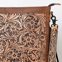 Load image into Gallery viewer, Western Leather Purse, Western Purse, Hand Tooled Leather Crossbody Purse, Genuine Cowhide handbag, leather Fringe Purse
