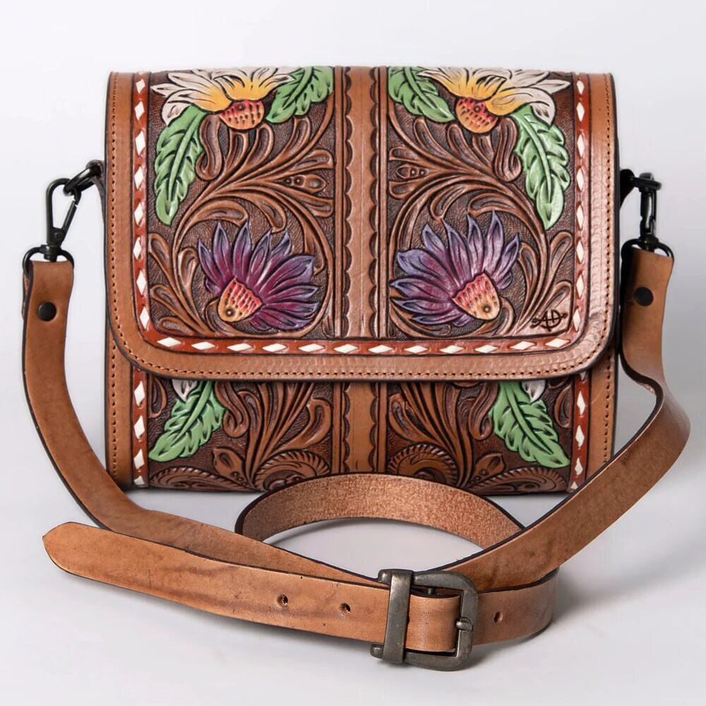 Western Purse, Leather Sunflower Purse, Western Leather Purse, Cowhide Purse, Hand Tooled Leather Purse, Cowhide Purse